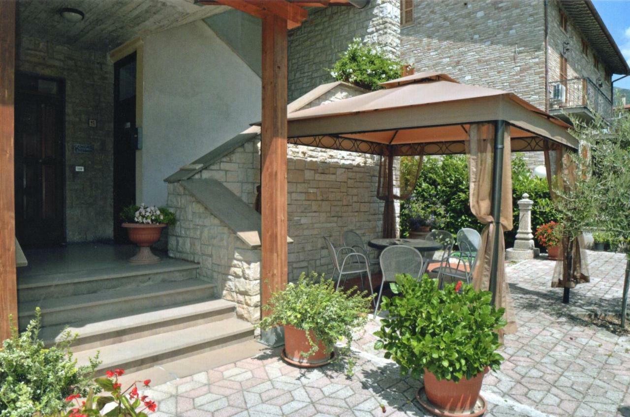 Camere Tiziana Assisi Exteriör bild